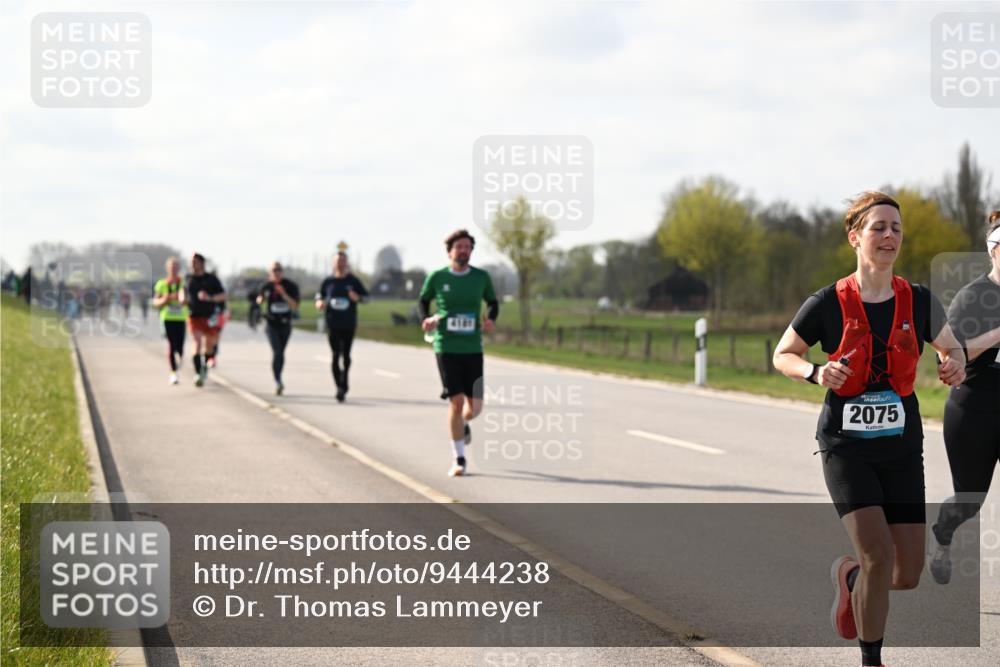 12.04.2026 - 45. Internationalen Wilhelmsburger Insellauf Dr. Thomas Lammeyer http://msf.ph/oto/9444238 12.04.2026 10:18:27 Laufen 2075 meine-sportfotos.de