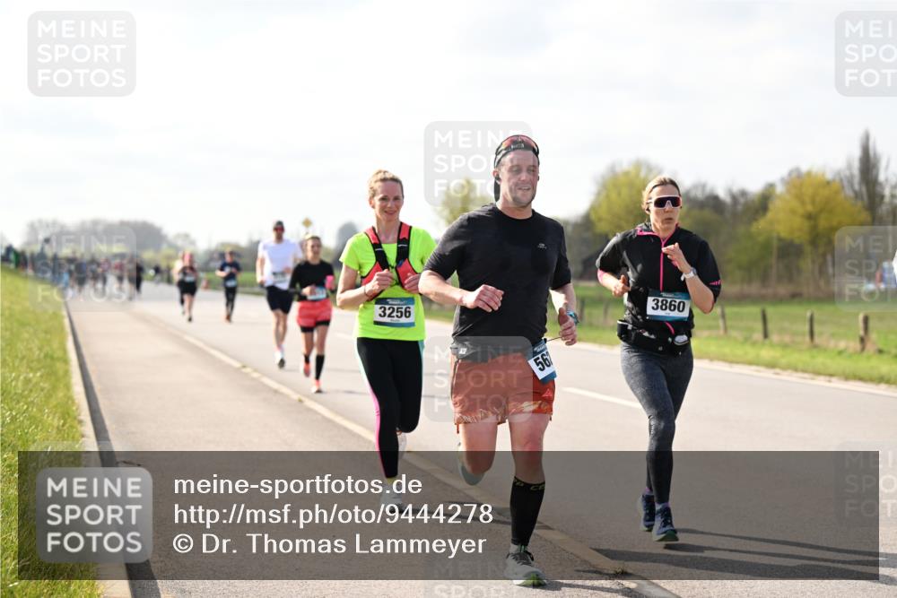12.04.2026 - 45. Internationalen Wilhelmsburger Insellauf Dr. Thomas Lammeyer http://msf.ph/oto/9444278 12.04.2026 10:18:33 Laufen 3256, 56, 3860 meine-sportfotos.de