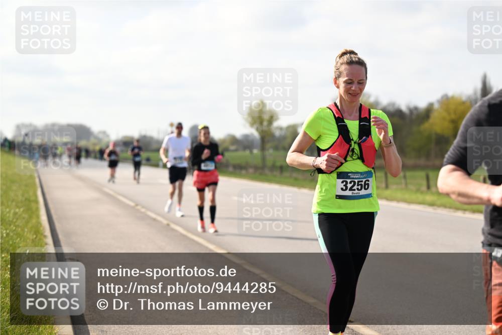 12.04.2026 - 45. Internationalen Wilhelmsburger Insellauf Dr. Thomas Lammeyer http://msf.ph/oto/9444285 12.04.2026 10:18:34 Laufen 3256 meine-sportfotos.de