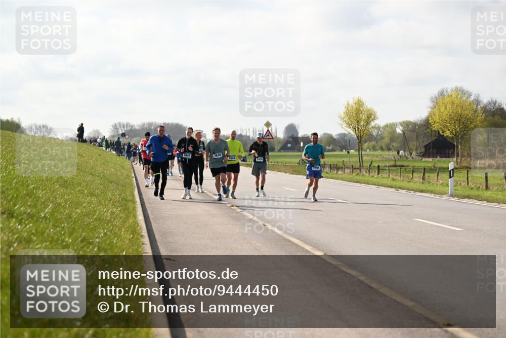 12.04.2026 - 45. Internationalen Wilhelmsburger Insellauf Dr. Thomas Lammeyer http://msf.ph/oto/9444450 12.04.2026 10:19:06 Laufen 3848, 3849, 2048, 3430 meine-sportfotos.de