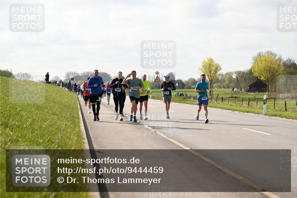 12.04.2026 - 45. Internationalen Wilhelmsburger Insellauf Dr. Thomas Lammeyer http://msf.ph/oto/9444459 12.04.2026 10:19:07 Laufen 3849, 3848, 5563, 2048, 3430, 2899 meine-sportfotos.de
