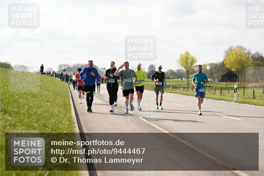 12.04.2026 - 45. Internationalen Wilhelmsburger Insellauf Dr. Thomas Lammeyer http://msf.ph/oto/9444467 12.04.2026 10:19:09 Laufen 3848, 3849, 2048, 3430, 2899 meine-sportfotos.de