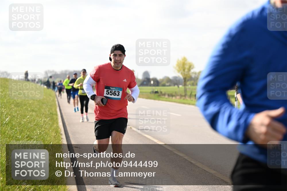 12.04.2026 - 45. Internationalen Wilhelmsburger Insellauf Dr. Thomas Lammeyer http://msf.ph/oto/9444499 12.04.2026 10:19:15 Laufen 5563 meine-sportfotos.de