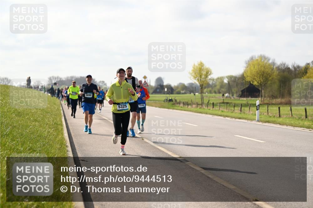 12.04.2026 - 45. Internationalen Wilhelmsburger Insellauf Dr. Thomas Lammeyer http://msf.ph/oto/9444513 12.04.2026 10:19:17 Laufen 5690, 5325, 5598 meine-sportfotos.de