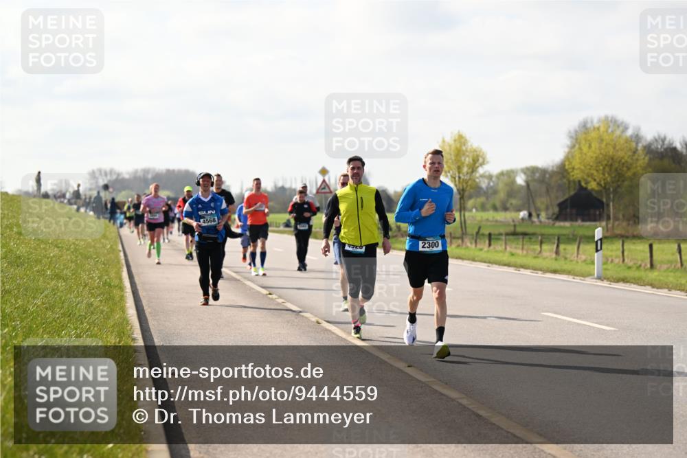 12.04.2026 - 45. Internationalen Wilhelmsburger Insellauf Dr. Thomas Lammeyer http://msf.ph/oto/9444559 12.04.2026 10:19:27 Laufen 4568, 4320, 2300 meine-sportfotos.de