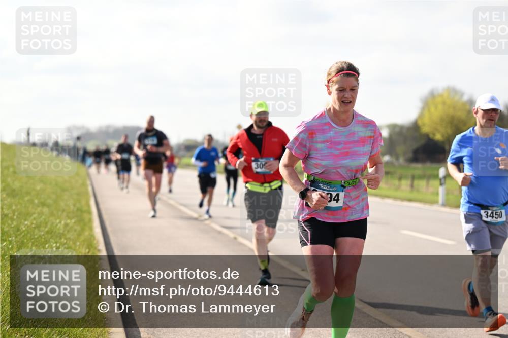 12.04.2026 - 45. Internationalen Wilhelmsburger Insellauf Dr. Thomas Lammeyer http://msf.ph/oto/9444613 12.04.2026 10:19:36 Laufen 30, 94, 3450 meine-sportfotos.de