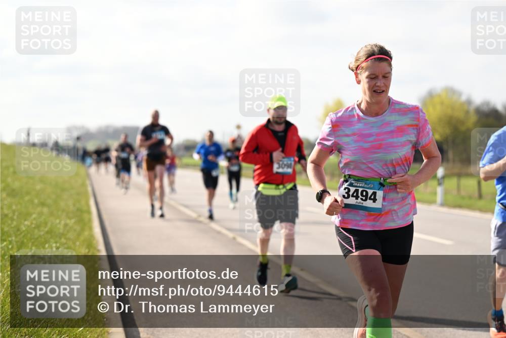 12.04.2026 - 45. Internationalen Wilhelmsburger Insellauf Dr. Thomas Lammeyer http://msf.ph/oto/9444615 12.04.2026 10:19:36 Laufen 30, 45, 3494 meine-sportfotos.de
