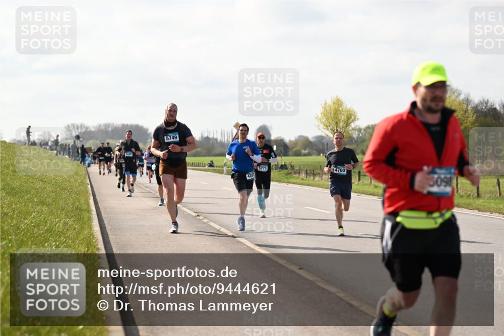 12.04.2026 - 45. Internationalen Wilhelmsburger Insellauf Dr. Thomas Lammeyer http://msf.ph/oto/9444621 12.04.2026 10:19:38 Laufen 2438, 5749, 4297, 5775, 4700, 3091 meine-sportfotos.de