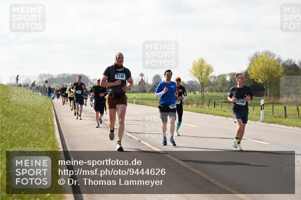12.04.2026 - 45. Internationalen Wilhelmsburger Insellauf Dr. Thomas Lammeyer http://msf.ph/oto/9444626 12.04.2026 10:19:39 Laufen 2438, 5749, 775, 4297, 4700 meine-sportfotos.de