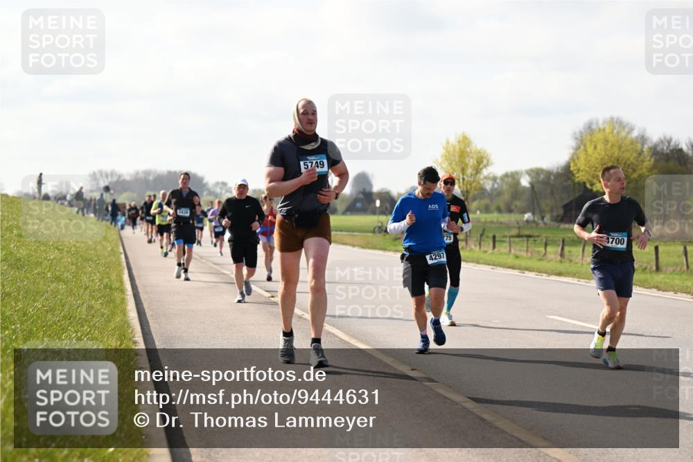 12.04.2026 - 45. Internationalen Wilhelmsburger Insellauf Dr. Thomas Lammeyer http://msf.ph/oto/9444631 12.04.2026 10:19:40 Laufen 2430, 5749, 4297, 75, 4700 meine-sportfotos.de