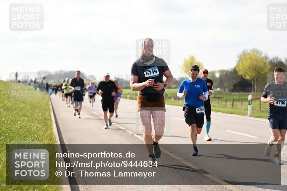12.04.2026 - 45. Internationalen Wilhelmsburger Insellauf Dr. Thomas Lammeyer http://msf.ph/oto/9444634 12.04.2026 10:19:40 Laufen 5749, 4297, 4700 meine-sportfotos.de