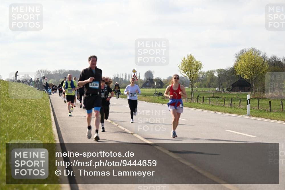 12.04.2026 - 45. Internationalen Wilhelmsburger Insellauf Dr. Thomas Lammeyer http://msf.ph/oto/9444659 12.04.2026 10:19:44 Laufen 3325, 2438, 2301 meine-sportfotos.de