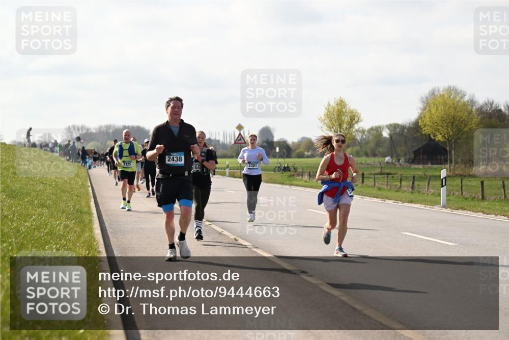 12.04.2026 - 45. Internationalen Wilhelmsburger Insellauf Dr. Thomas Lammeyer http://msf.ph/oto/9444663 12.04.2026 10:19:45 Laufen 3325, 2438, 69, 2301, 37 meine-sportfotos.de