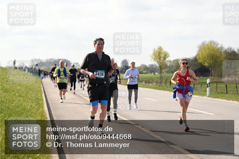 12.04.2026 - 45. Internationalen Wilhelmsburger Insellauf Dr. Thomas Lammeyer http://msf.ph/oto/9444668 12.04.2026 10:19:46 Laufen 2438, 269, 2301, 37 meine-sportfotos.de