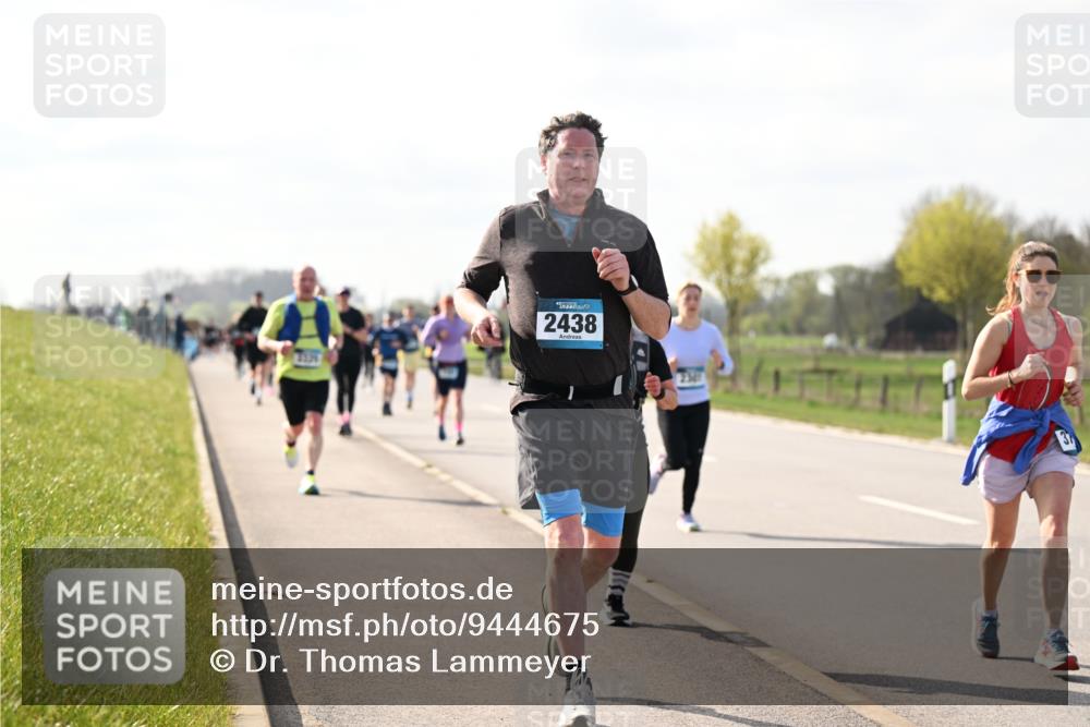 12.04.2026 - 45. Internationalen Wilhelmsburger Insellauf Dr. Thomas Lammeyer http://msf.ph/oto/9444675 12.04.2026 10:19:47 Laufen 3335, 2438 meine-sportfotos.de