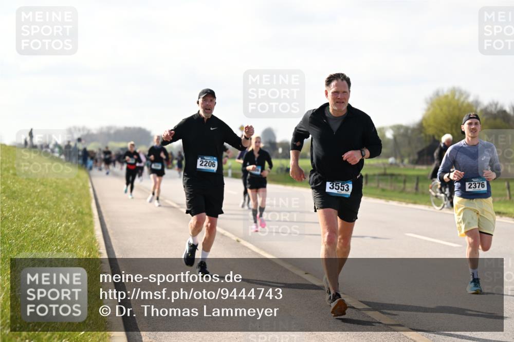 12.04.2026 - 45. Internationalen Wilhelmsburger Insellauf Dr. Thomas Lammeyer http://msf.ph/oto/9444743 12.04.2026 10:19:57 Laufen 2206, 2376, 3553 meine-sportfotos.de