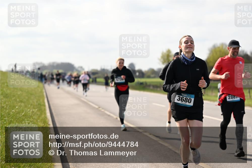 12.04.2026 - 45. Internationalen Wilhelmsburger Insellauf Dr. Thomas Lammeyer http://msf.ph/oto/9444784 12.04.2026 10:20:04 Laufen 3680, 2887 meine-sportfotos.de