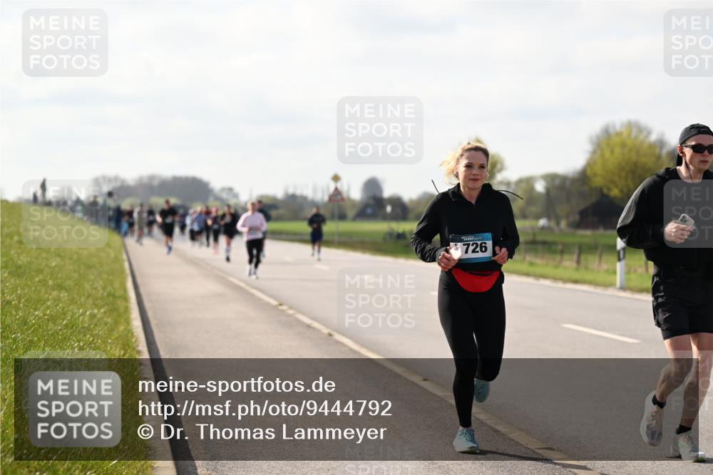 12.04.2026 - 45. Internationalen Wilhelmsburger Insellauf Dr. Thomas Lammeyer http://msf.ph/oto/9444792 12.04.2026 10:20:06 Laufen 726 meine-sportfotos.de