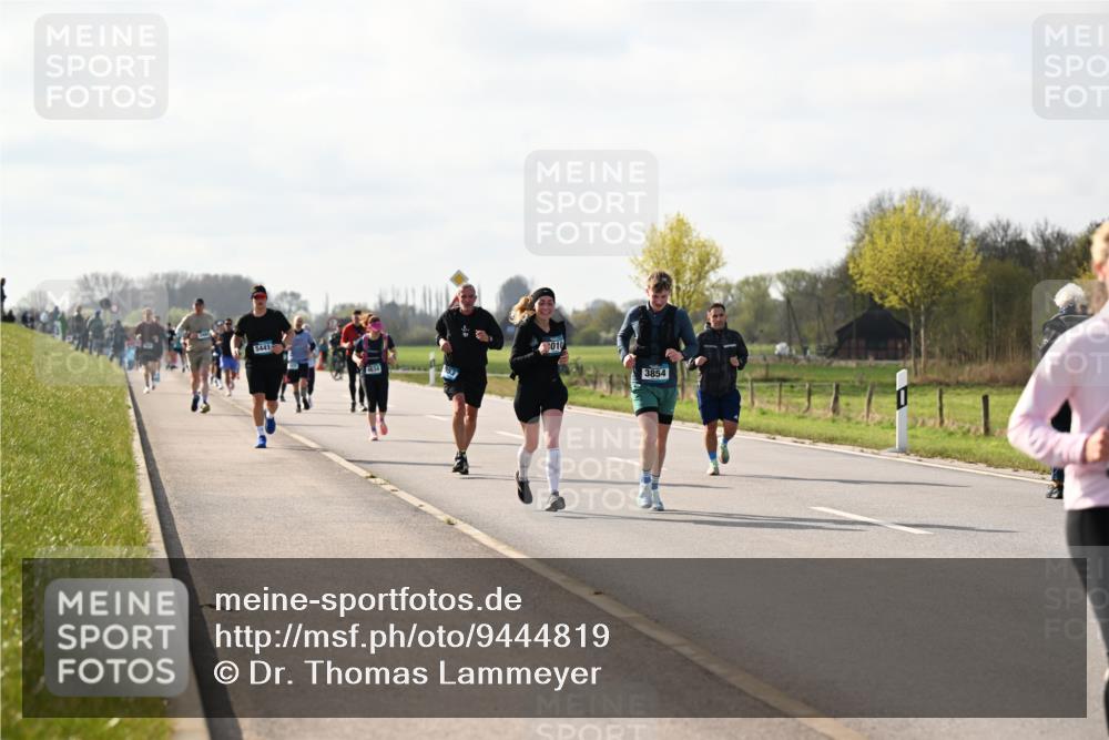 12.04.2026 - 45. Internationalen Wilhelmsburger Insellauf Dr. Thomas Lammeyer http://msf.ph/oto/9444819 12.04.2026 10:20:15 Laufen 5441, 010, 3854 meine-sportfotos.de