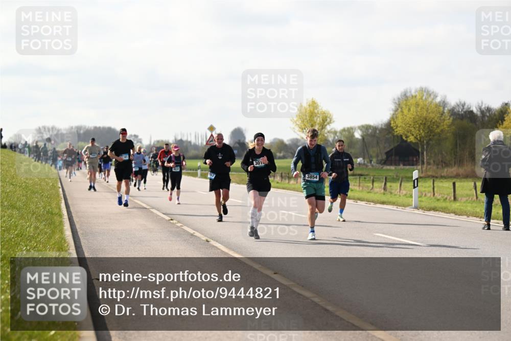 12.04.2026 - 45. Internationalen Wilhelmsburger Insellauf Dr. Thomas Lammeyer http://msf.ph/oto/9444821 12.04.2026 10:20:16 Laufen 301, 3854 meine-sportfotos.de