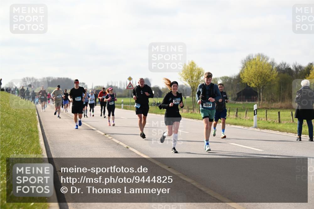 12.04.2026 - 45. Internationalen Wilhelmsburger Insellauf Dr. Thomas Lammeyer http://msf.ph/oto/9444825 12.04.2026 10:20:16 Laufen 5441, 3010, 3854 meine-sportfotos.de