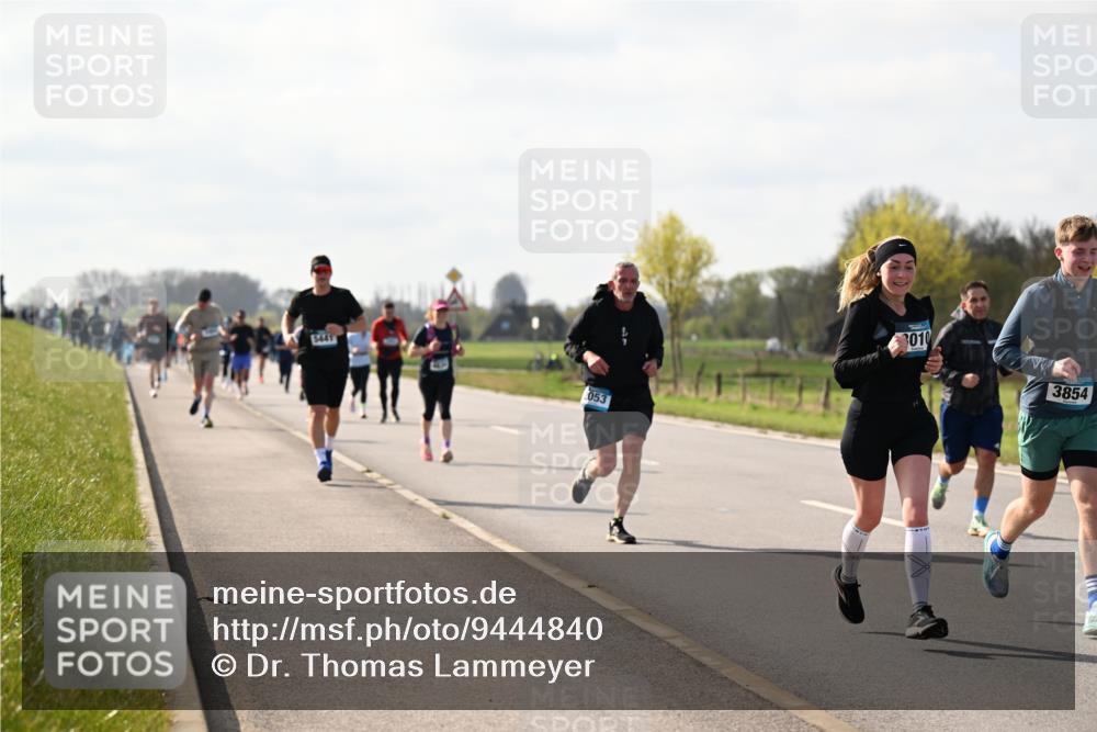 12.04.2026 - 45. Internationalen Wilhelmsburger Insellauf Dr. Thomas Lammeyer http://msf.ph/oto/9444840 12.04.2026 10:20:18 Laufen 5441, 053, 3010, 3854 meine-sportfotos.de