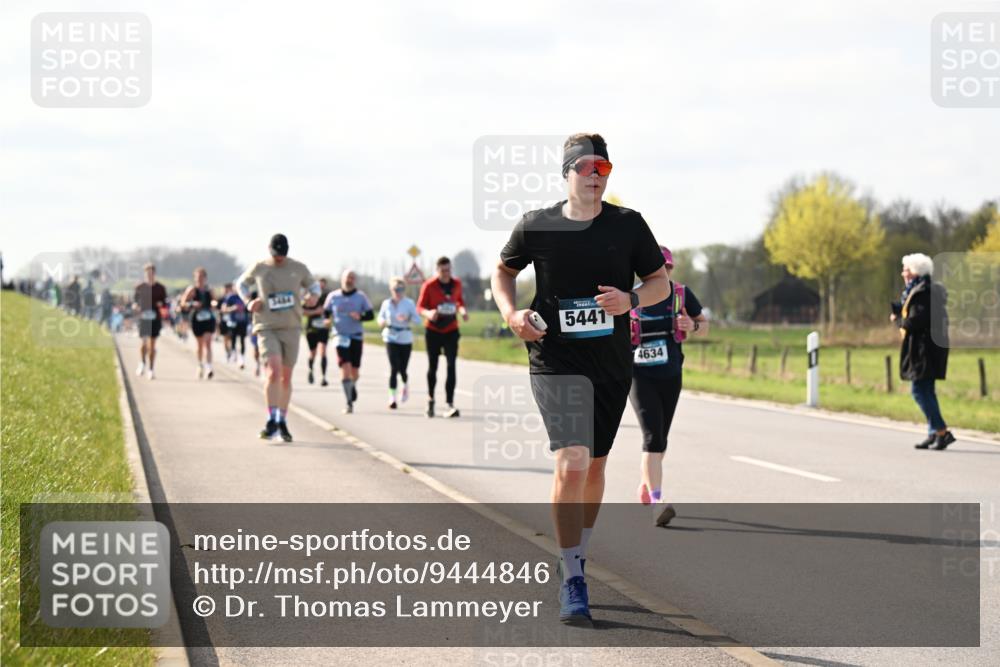 12.04.2026 - 45. Internationalen Wilhelmsburger Insellauf Dr. Thomas Lammeyer http://msf.ph/oto/9444846 12.04.2026 10:20:23 Laufen 5441, 4634 meine-sportfotos.de