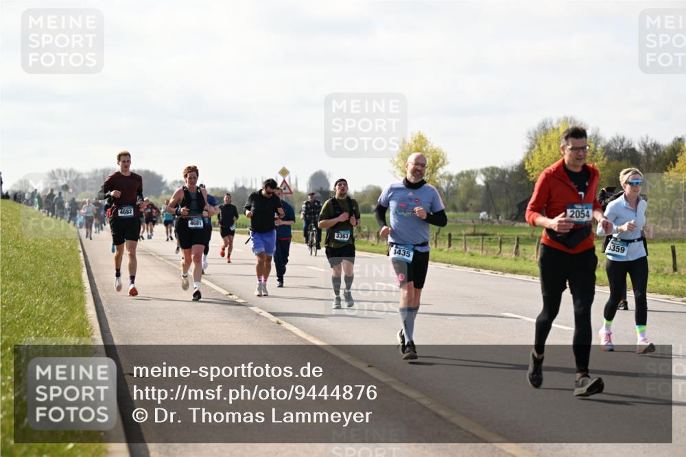 12.04.2026 - 45. Internationalen Wilhelmsburger Insellauf Dr. Thomas Lammeyer http://msf.ph/oto/9444876 12.04.2026 10:20:28 Laufen 4682, 4681, 3363, 4435, 2054, 5359 meine-sportfotos.de