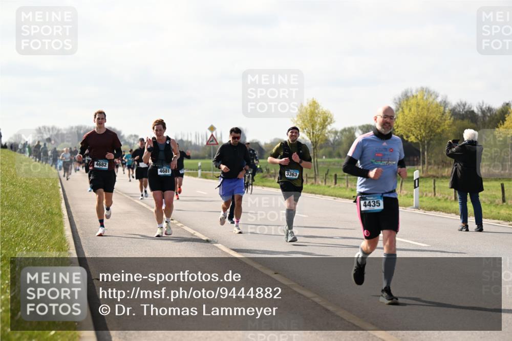 12.04.2026 - 45. Internationalen Wilhelmsburger Insellauf Dr. Thomas Lammeyer http://msf.ph/oto/9444882 12.04.2026 10:20:30 Laufen 4682, 4681, 3363, 4435 meine-sportfotos.de