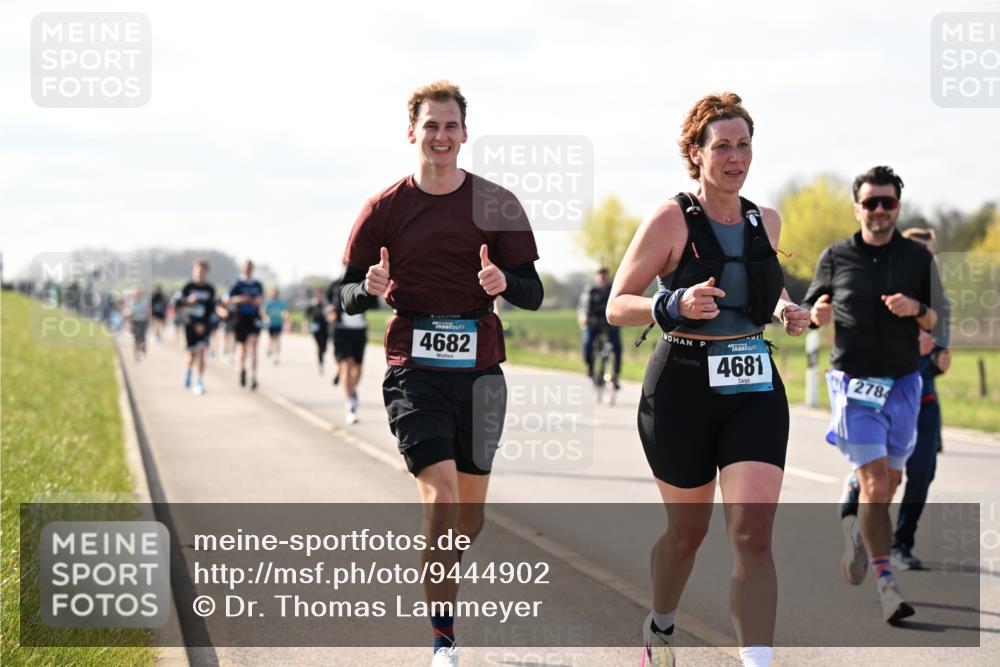 12.04.2026 - 45. Internationalen Wilhelmsburger Insellauf Dr. Thomas Lammeyer http://msf.ph/oto/9444902 12.04.2026 10:20:33 Laufen 4682, 4681, 2784 meine-sportfotos.de