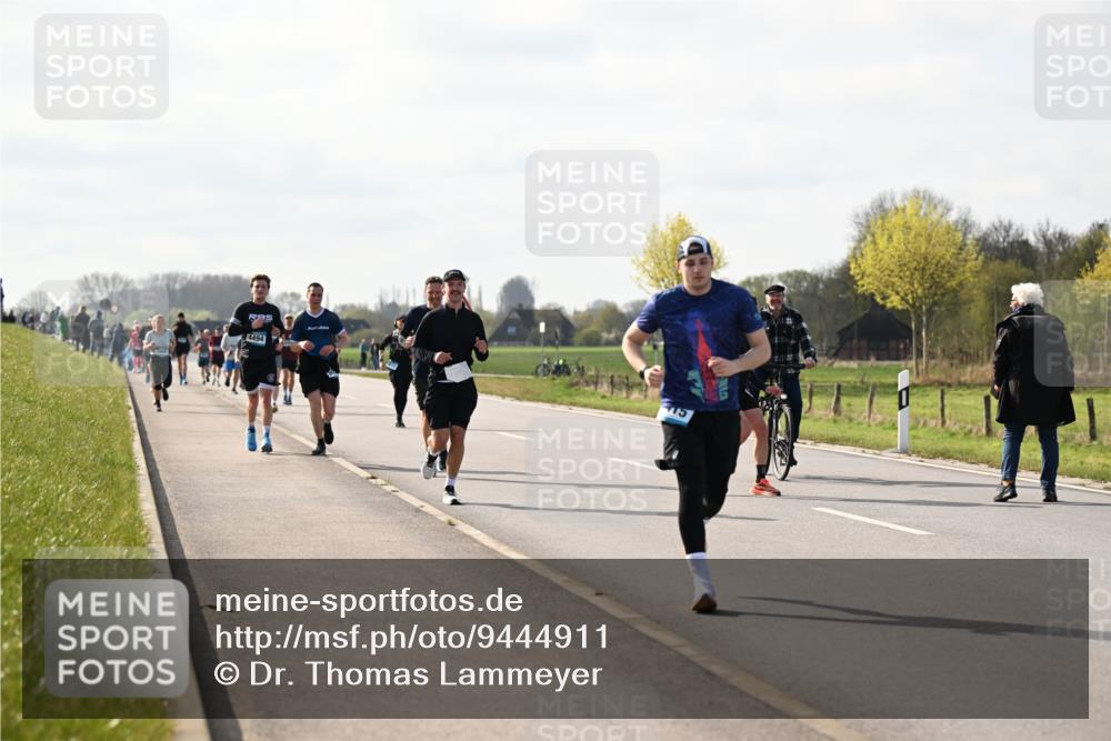 12.04.2026 - 45. Internationalen Wilhelmsburger Insellauf Dr. Thomas Lammeyer http://msf.ph/oto/9444911 12.04.2026 10:20:35 Laufen 4494, 15 meine-sportfotos.de