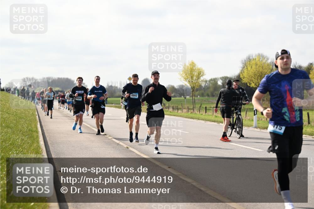 12.04.2026 - 45. Internationalen Wilhelmsburger Insellauf Dr. Thomas Lammeyer http://msf.ph/oto/9444919 12.04.2026 10:20:37 Laufen 4494, 4992, 15 meine-sportfotos.de