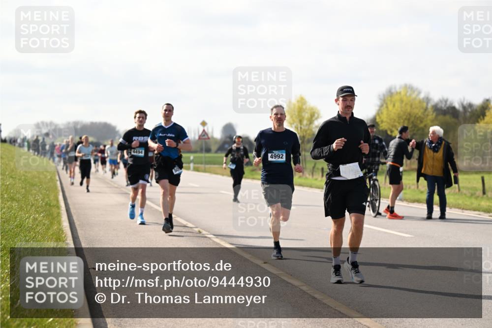 12.04.2026 - 45. Internationalen Wilhelmsburger Insellauf Dr. Thomas Lammeyer http://msf.ph/oto/9444930 12.04.2026 10:20:39 Laufen 4494, 4992 meine-sportfotos.de
