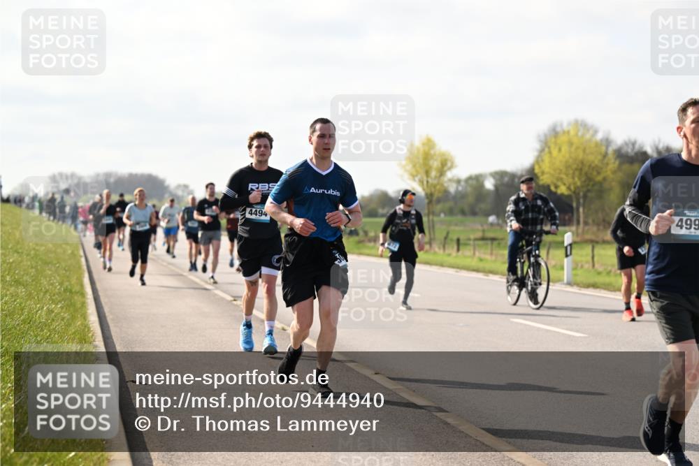 12.04.2026 - 45. Internationalen Wilhelmsburger Insellauf Dr. Thomas Lammeyer http://msf.ph/oto/9444940 12.04.2026 10:20:41 Laufen 4494, 499 meine-sportfotos.de