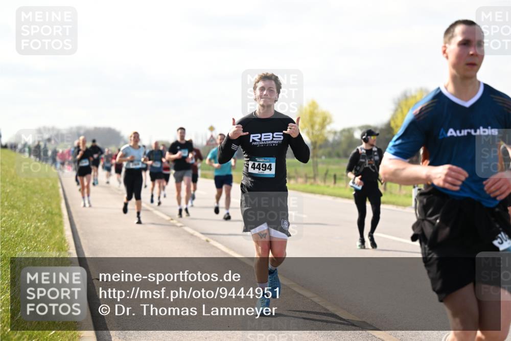 12.04.2026 - 45. Internationalen Wilhelmsburger Insellauf Dr. Thomas Lammeyer http://msf.ph/oto/9444951 12.04.2026 10:20:43 Laufen 4494 meine-sportfotos.de