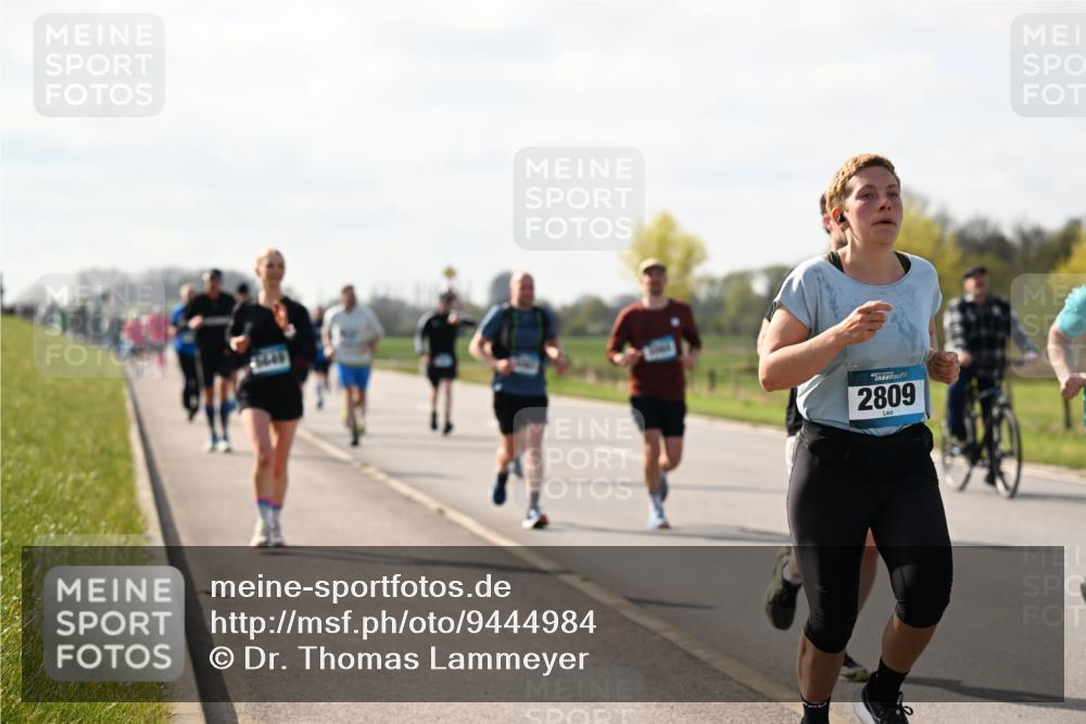 12.04.2026 - 45. Internationalen Wilhelmsburger Insellauf Dr. Thomas Lammeyer http://msf.ph/oto/9444984 12.04.2026 10:20:48 Laufen 2809 meine-sportfotos.de