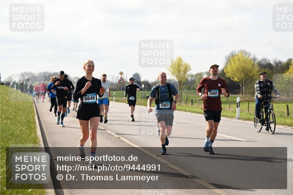 12.04.2026 - 45. Internationalen Wilhelmsburger Insellauf Dr. Thomas Lammeyer http://msf.ph/oto/9444991 12.04.2026 10:20:49 Laufen 5649, 3063, 3060 meine-sportfotos.de