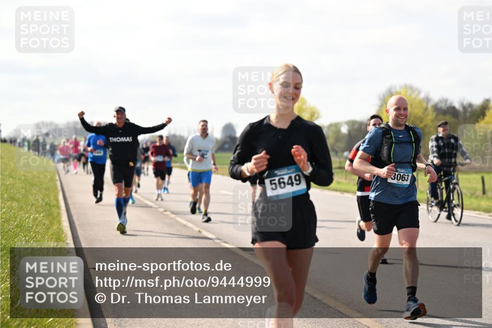 12.04.2026 - 45. Internationalen Wilhelmsburger Insellauf Dr. Thomas Lammeyer http://msf.ph/oto/9444999 12.04.2026 10:20:51 Laufen 5649, 3063 meine-sportfotos.de