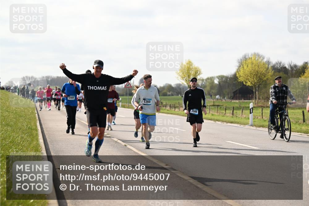 12.04.2026 - 45. Internationalen Wilhelmsburger Insellauf Dr. Thomas Lammeyer http://msf.ph/oto/9445007 12.04.2026 10:20:52 Laufen 5466, 3722, 5360, 3566 meine-sportfotos.de