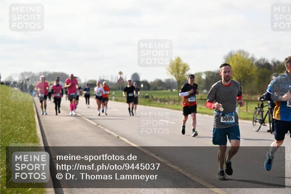 12.04.2026 - 45. Internationalen Wilhelmsburger Insellauf Dr. Thomas Lammeyer http://msf.ph/oto/9445037 12.04.2026 10:21:00 Laufen 3695 meine-sportfotos.de