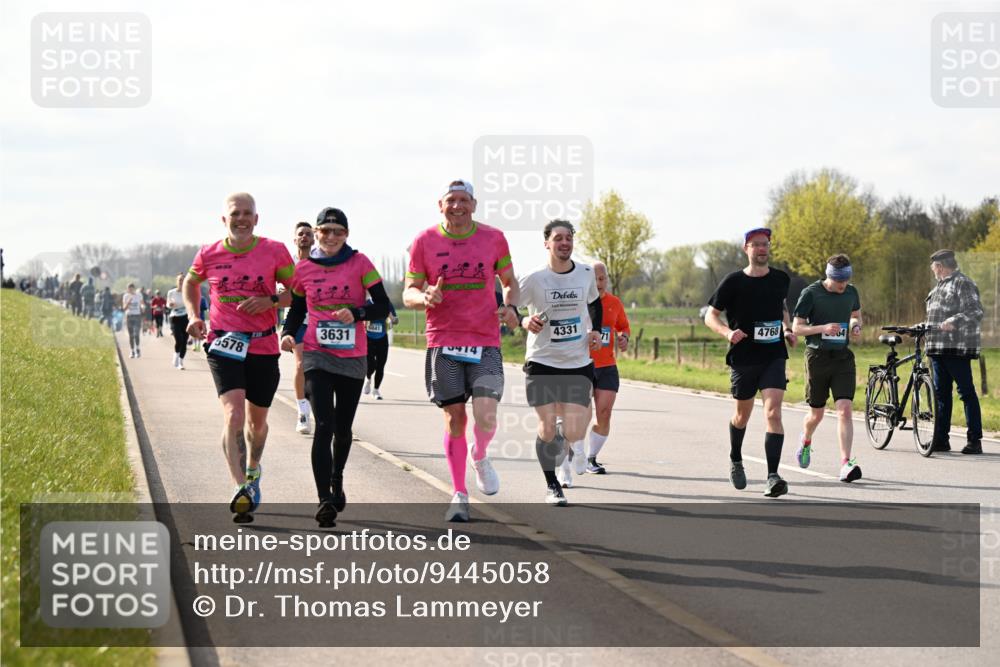 12.04.2026 - 45. Internationalen Wilhelmsburger Insellauf Dr. Thomas Lammeyer http://msf.ph/oto/9445058 12.04.2026 10:21:06 Laufen 5578, 3631, 4331, 4768, 414 meine-sportfotos.de