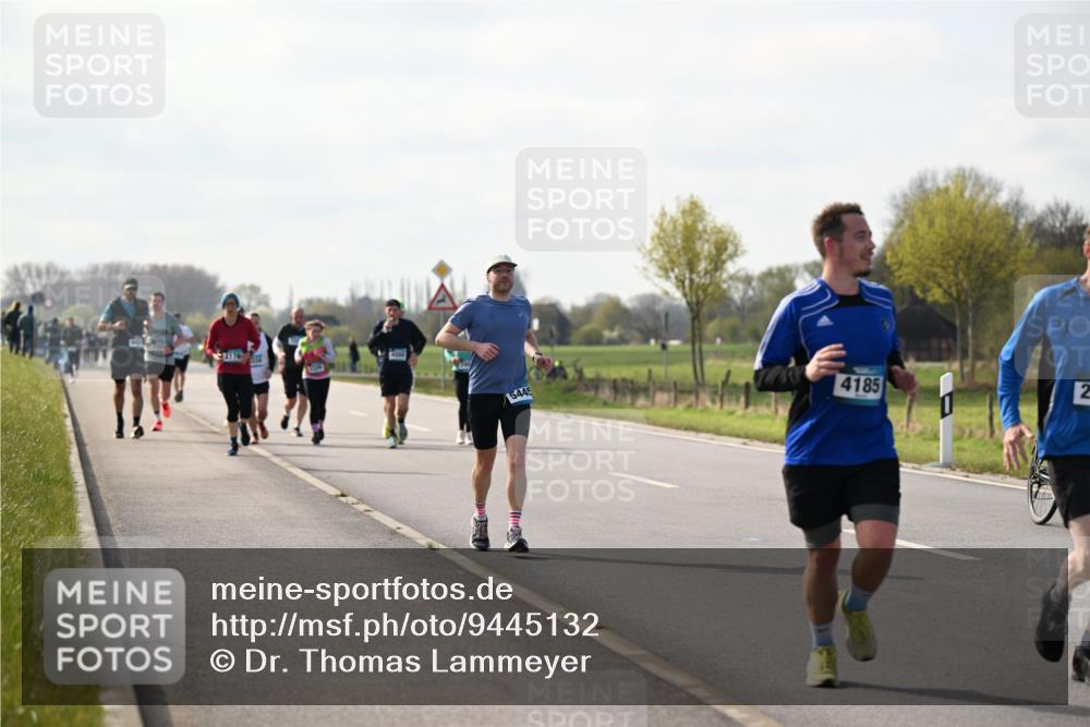 12.04.2026 - 45. Internationalen Wilhelmsburger Insellauf Dr. Thomas Lammeyer http://msf.ph/oto/9445132 12.04.2026 10:21:25 Laufen 2176, 5445, 4185, 2 meine-sportfotos.de