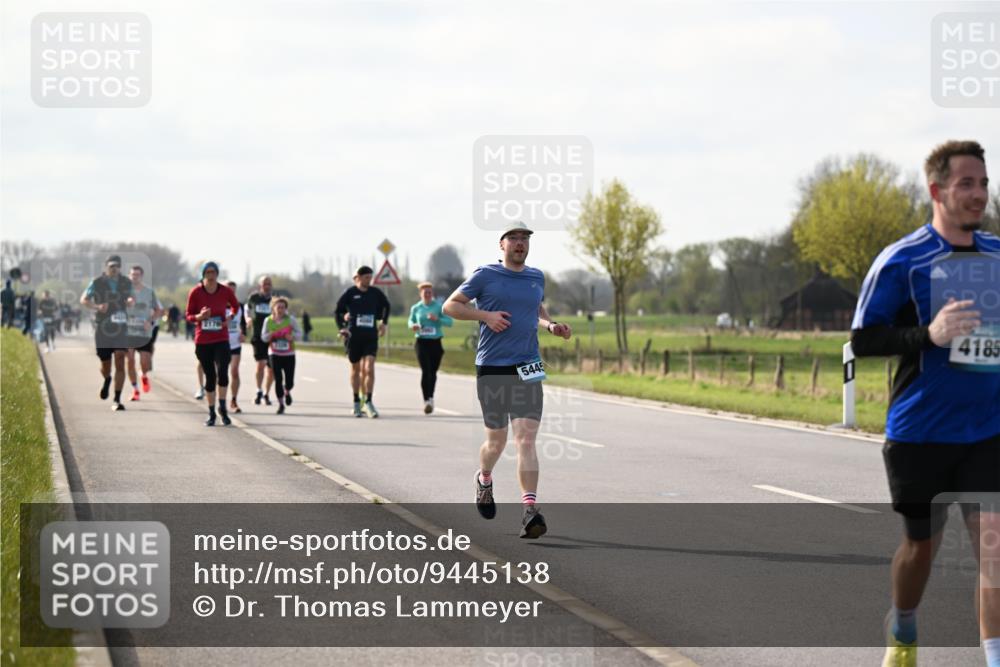 12.04.2026 - 45. Internationalen Wilhelmsburger Insellauf Dr. Thomas Lammeyer http://msf.ph/oto/9445138 12.04.2026 10:21:26 Laufen 2170, 5445, 4185 meine-sportfotos.de