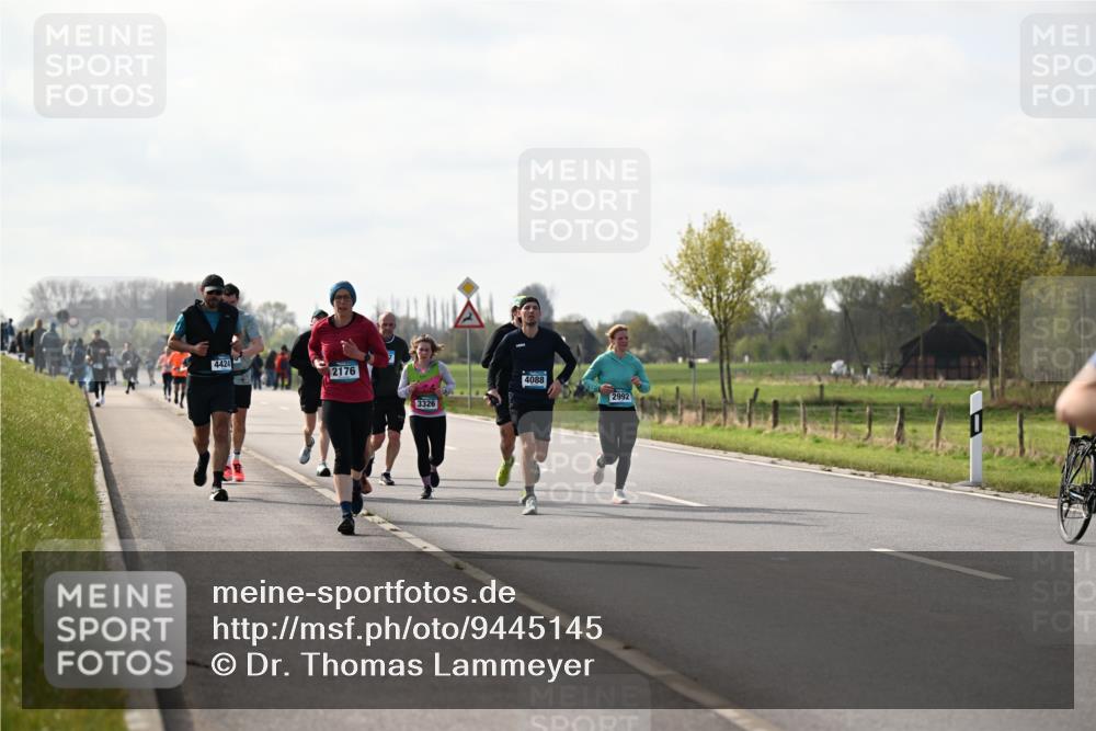 12.04.2026 - 45. Internationalen Wilhelmsburger Insellauf Dr. Thomas Lammeyer http://msf.ph/oto/9445145 12.04.2026 10:21:28 Laufen 4424, 2176, 3326, 4088, 2992 meine-sportfotos.de