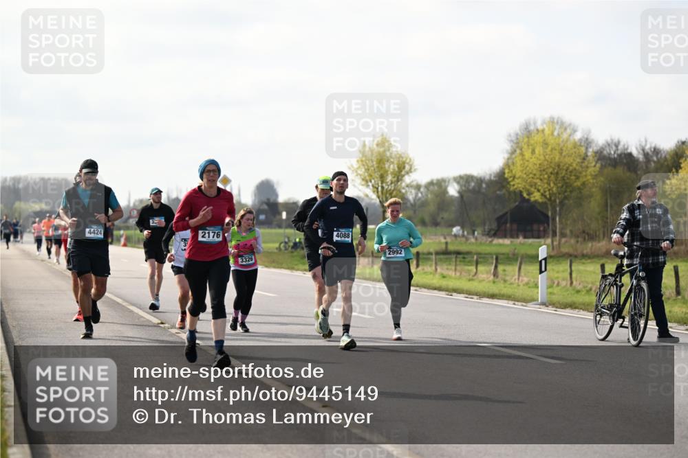 12.04.2026 - 45. Internationalen Wilhelmsburger Insellauf Dr. Thomas Lammeyer http://msf.ph/oto/9445149 12.04.2026 10:21:30 Laufen 4424, 2176, 3326, 4088, 2992 meine-sportfotos.de