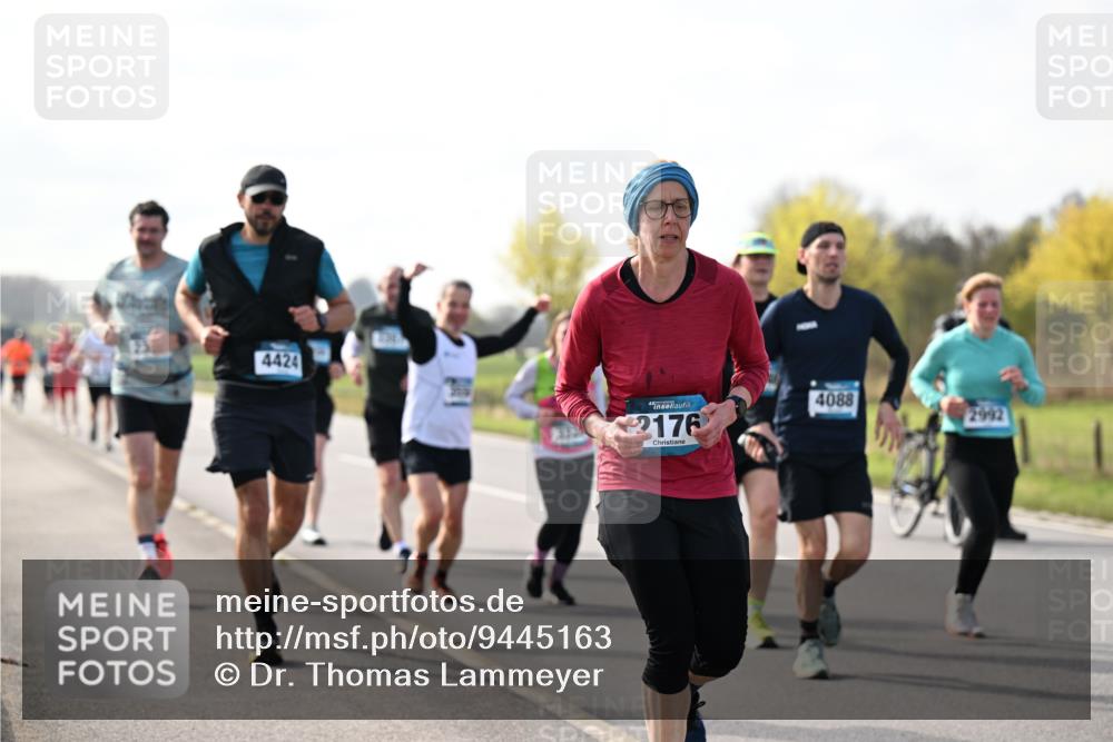 12.04.2026 - 45. Internationalen Wilhelmsburger Insellauf Dr. Thomas Lammeyer http://msf.ph/oto/9445163 12.04.2026 10:21:33 Laufen 4424, 2176, 4088, 2992 meine-sportfotos.de