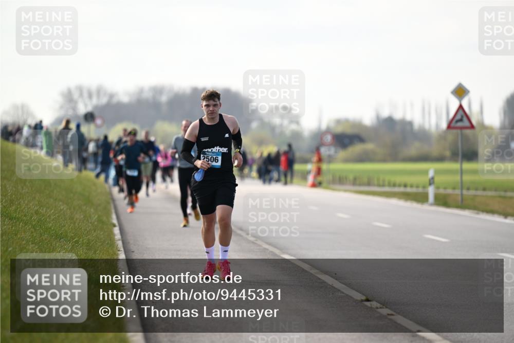 12.04.2026 - 45. Internationalen Wilhelmsburger Insellauf Dr. Thomas Lammeyer http://msf.ph/oto/9445331 12.04.2026 10:22:42 Laufen 2506 meine-sportfotos.de