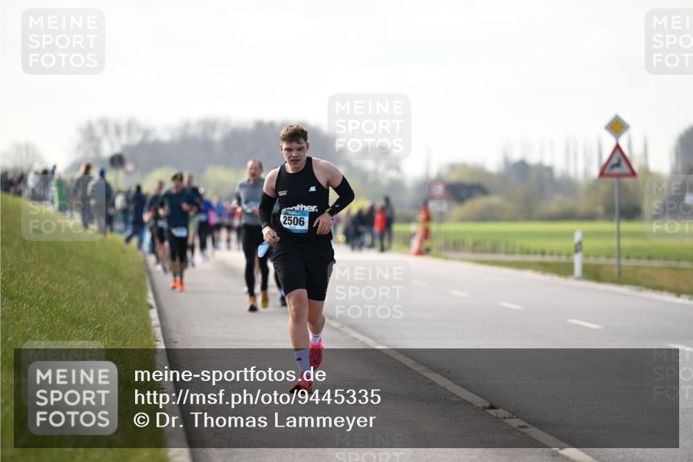 12.04.2026 - 45. Internationalen Wilhelmsburger Insellauf Dr. Thomas Lammeyer http://msf.ph/oto/9445335 12.04.2026 10:22:42 Laufen 2506 meine-sportfotos.de
