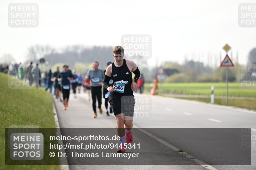 12.04.2026 - 45. Internationalen Wilhelmsburger Insellauf Dr. Thomas Lammeyer http://msf.ph/oto/9445341 12.04.2026 10:22:43 Laufen 2506 meine-sportfotos.de