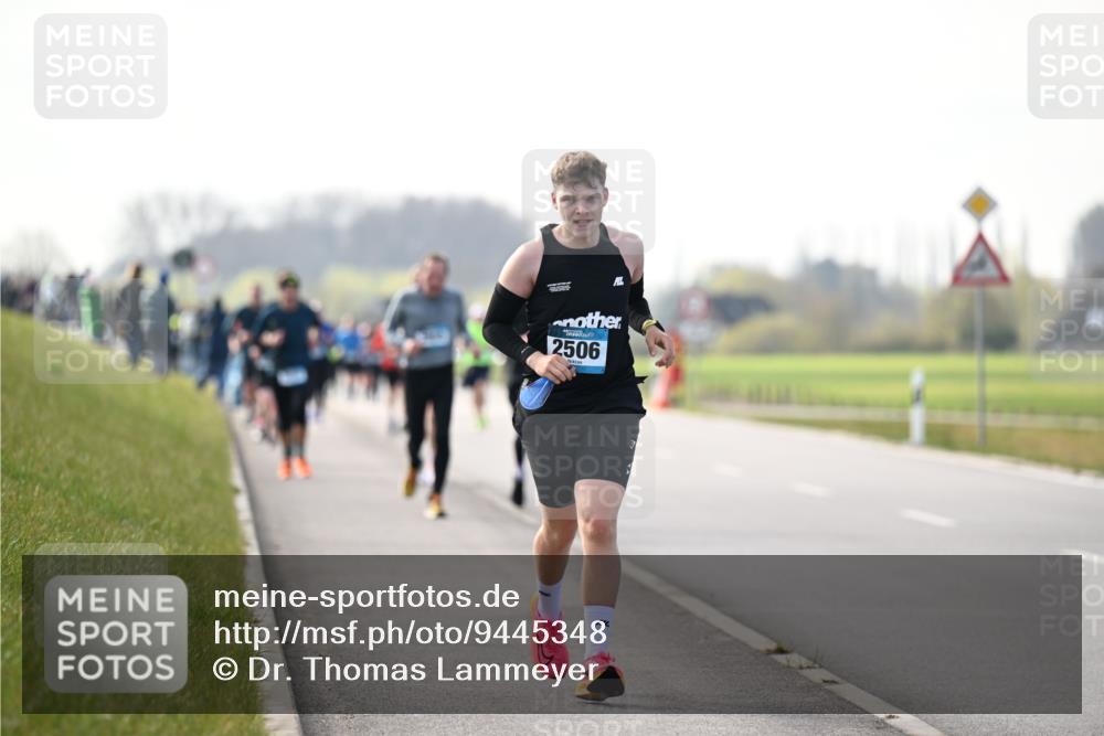 12.04.2026 - 45. Internationalen Wilhelmsburger Insellauf Dr. Thomas Lammeyer http://msf.ph/oto/9445348 12.04.2026 10:22:44 Laufen 2506 meine-sportfotos.de